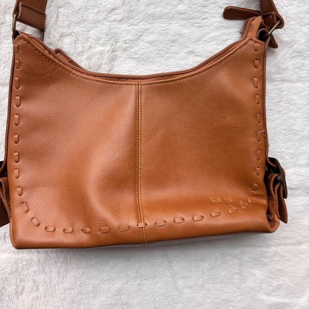 Vintage Veneto Cognac Brown Shoulder Bag | Y2K Minimalist Buckle Strap - Picture 3 of 13